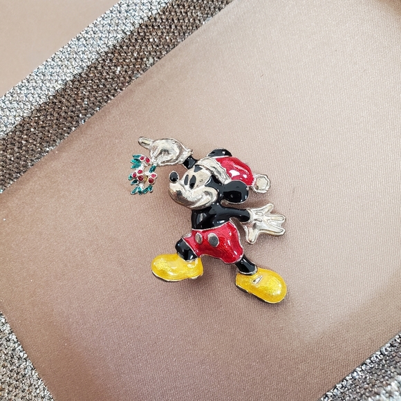 Disney Jewelry - Vintage Disney Mickey Mistletoe Christmas Pin